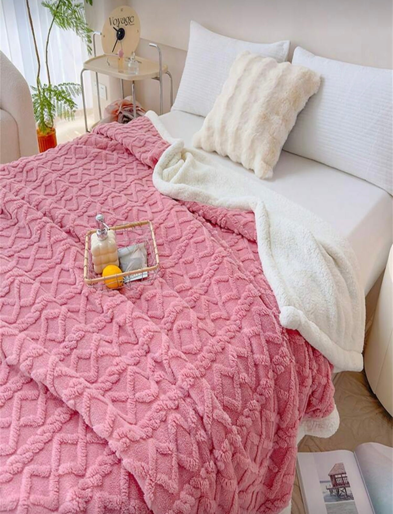 Single Jacquard Blanket - Home Luxury